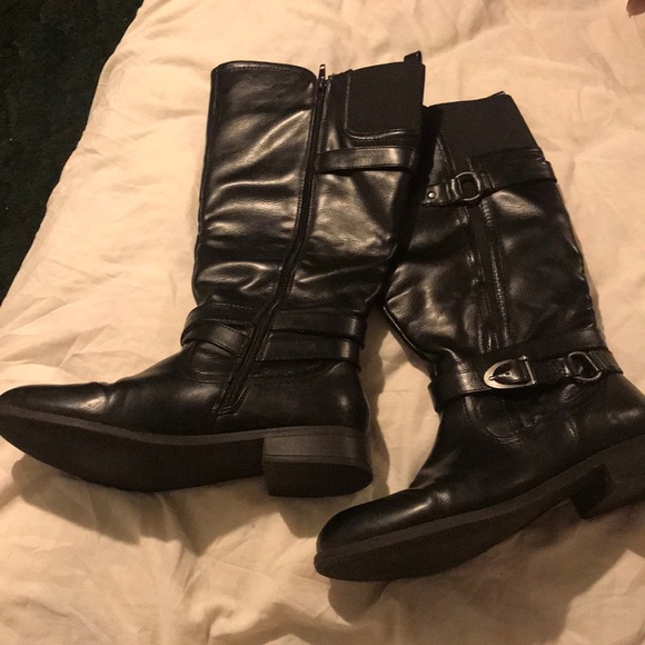 Boots - Picture 2 of 2